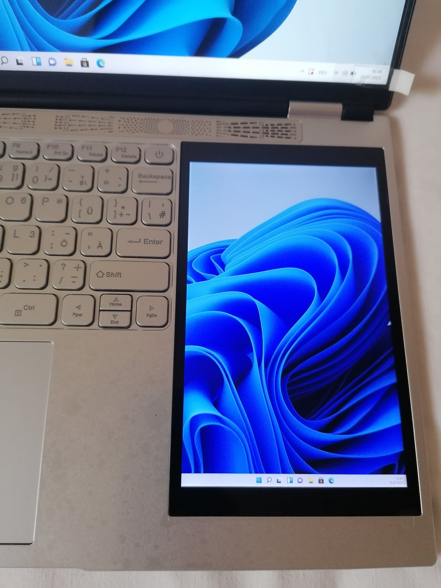 Duo Book Laptop 15,6"+7" Touchscreen Intel N5105 2.9GHz 16GB