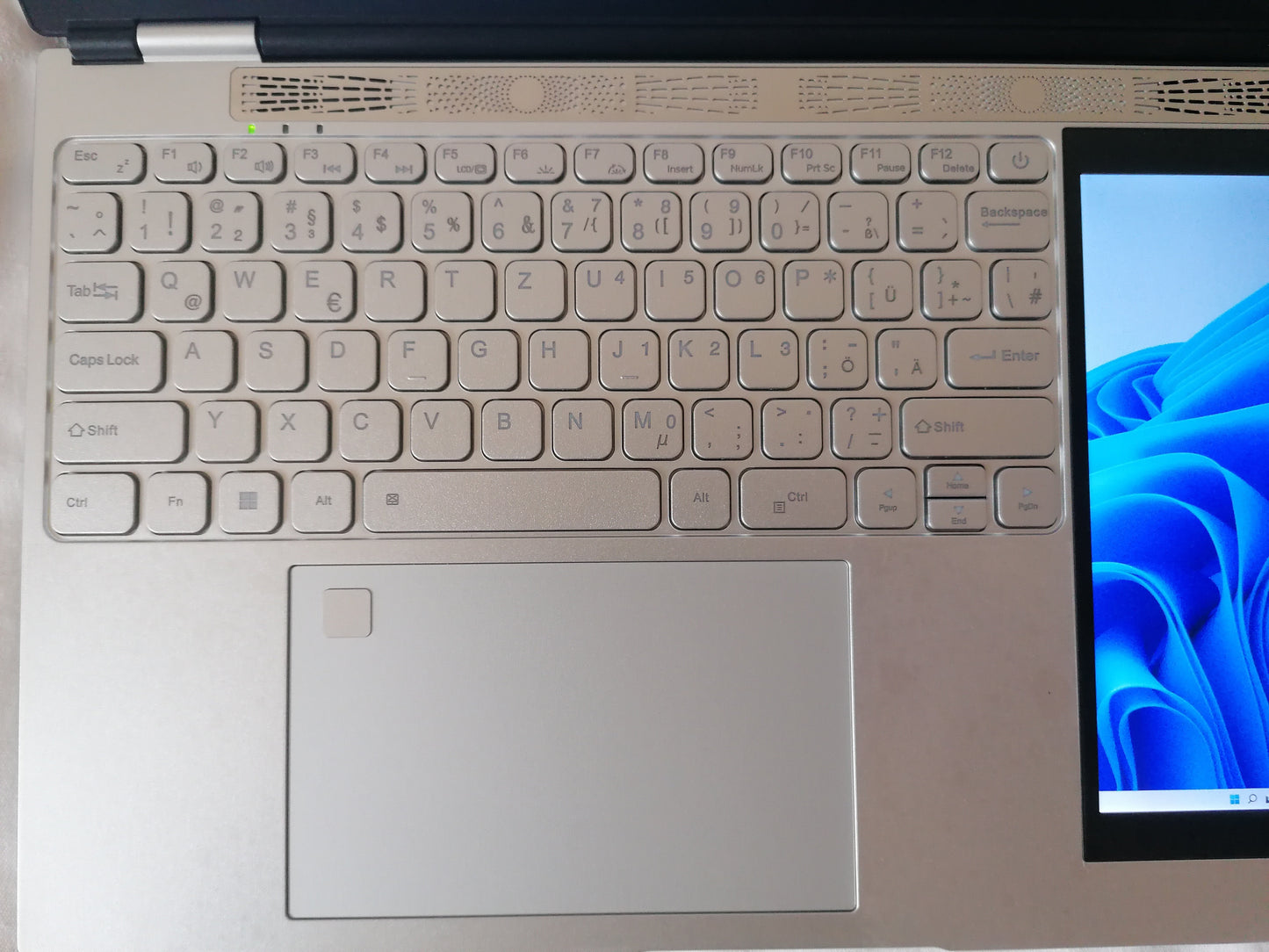 Duo Book Laptop 15,6"+7" Touchscreen Intel N5105 2.9GHz 16GB